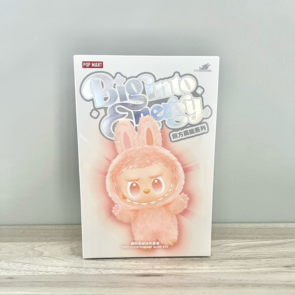 Pop Mart The Monsters Big Into Energy (BIE) Vinyl Face Plush Pendant - Love - Picture 2 of 9